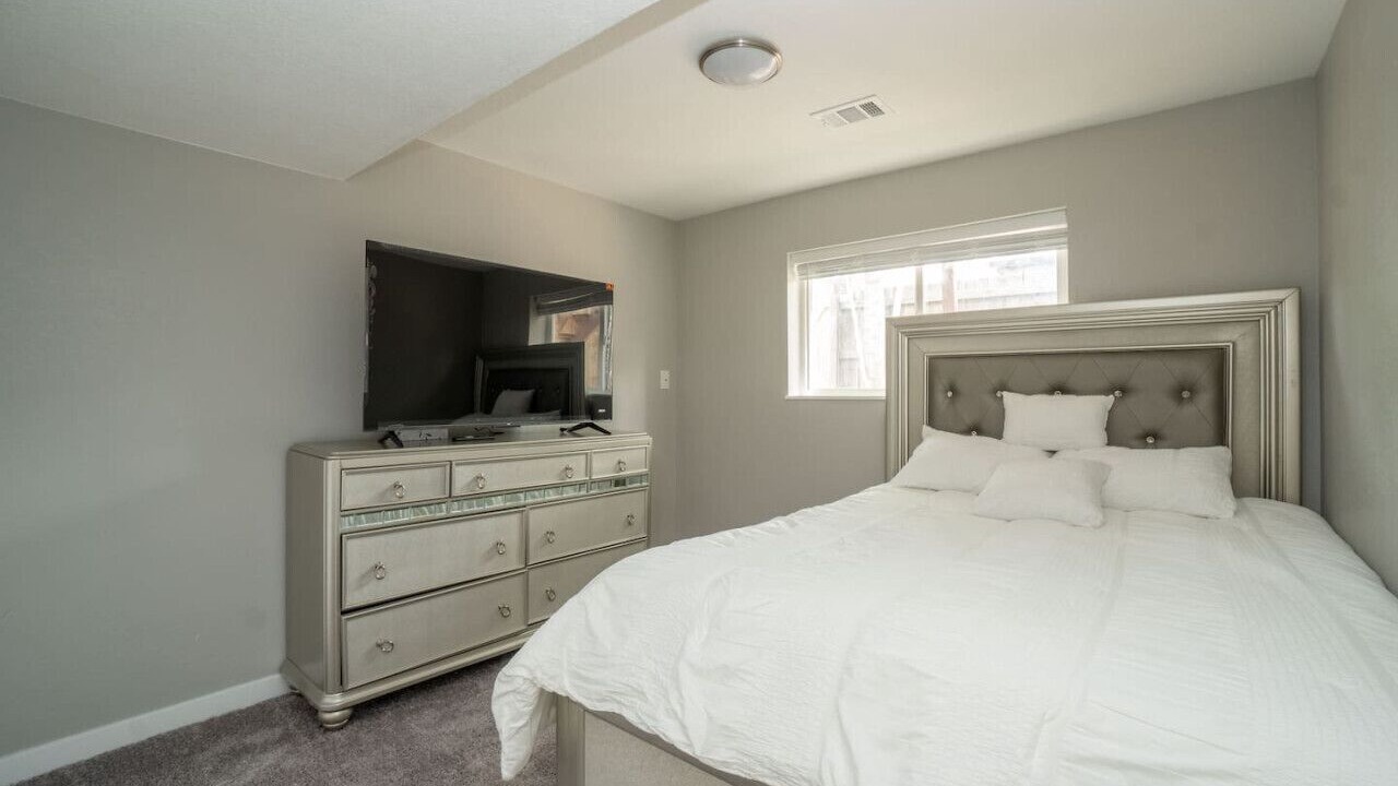 Photo of Bedroom in Allendale Area
