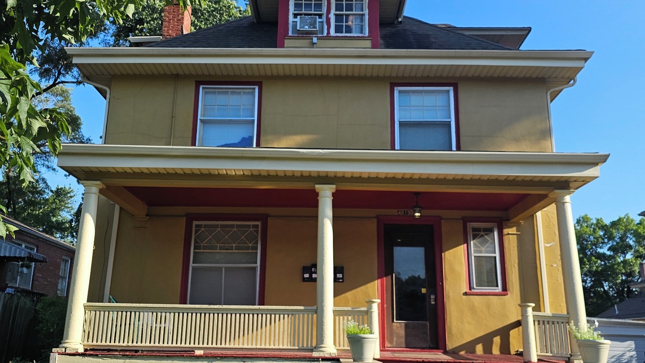 Photo of Outdoor in Dundee-Happy Hollow Historic District