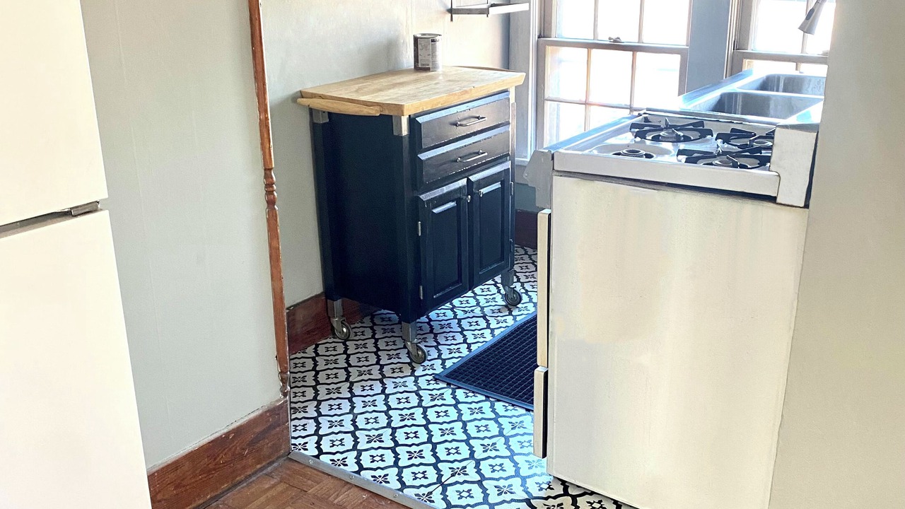 Photo of Kitchen in Dundee-Happy Hollow Historic District