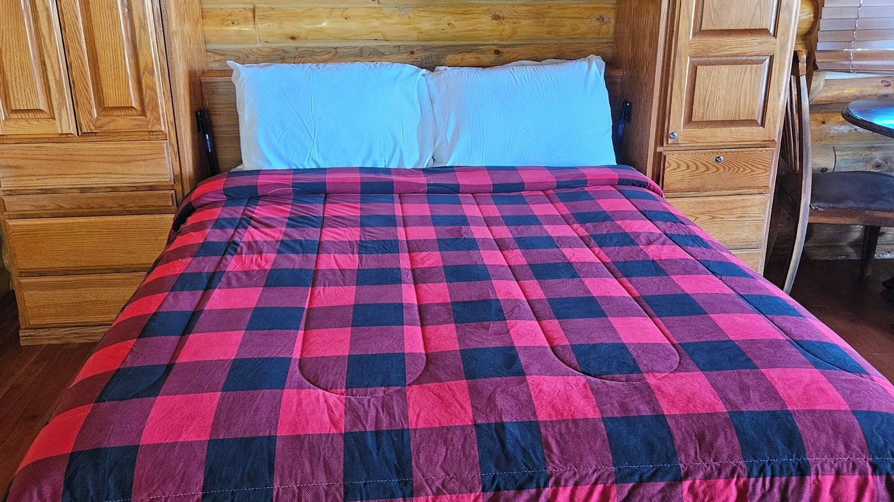 Photo of Bedroom in Apple Valley