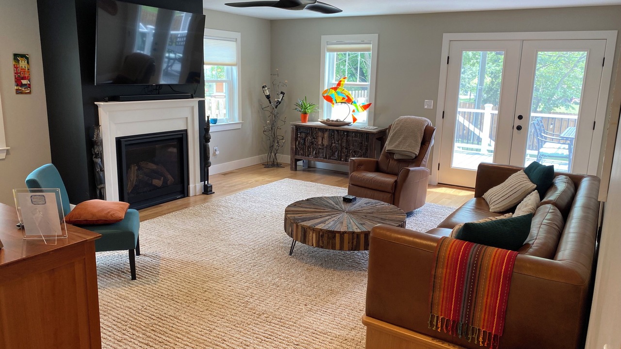 Photo of Livingroom in Ann Arbor