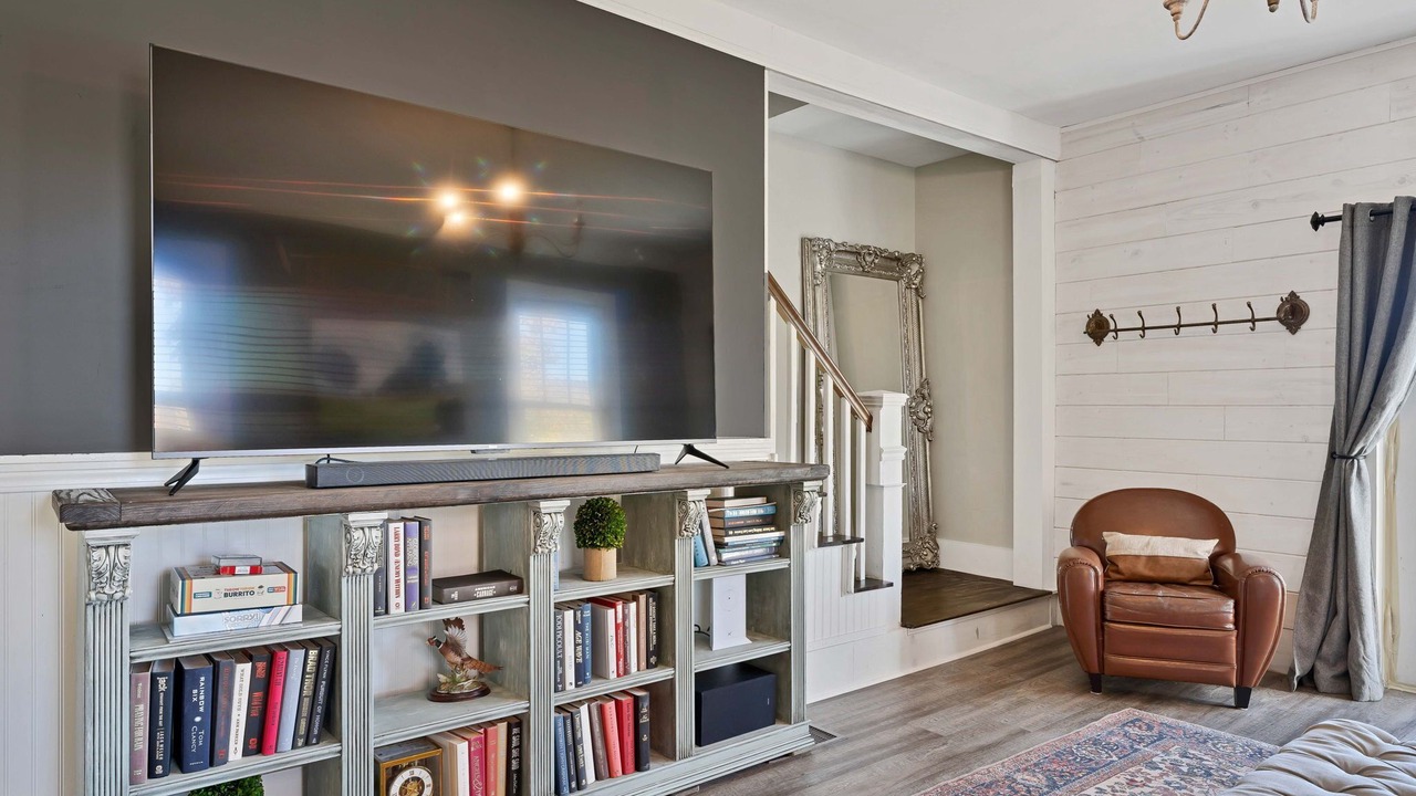 Photo of Livingroom in Buchanan