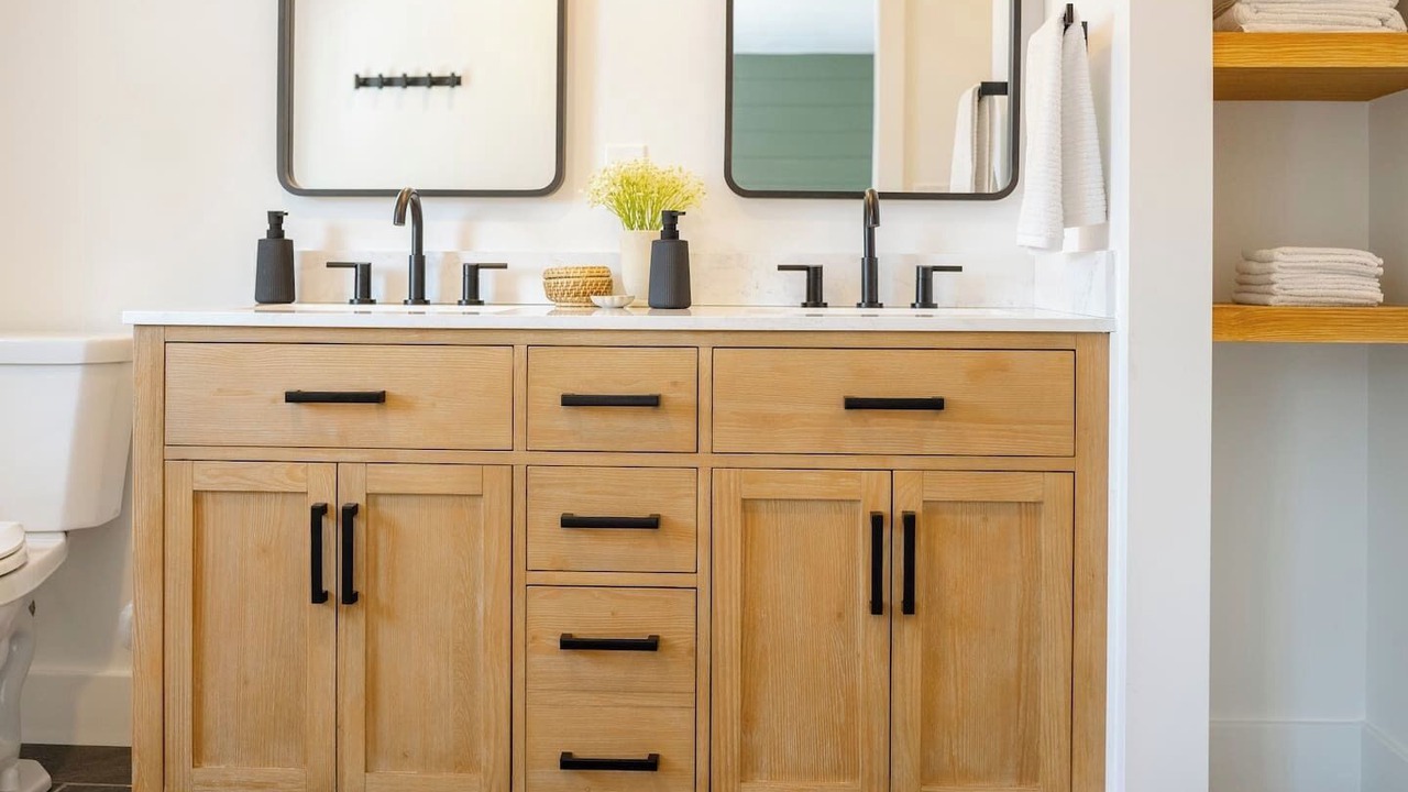 Photo of Bathroom in Ronks