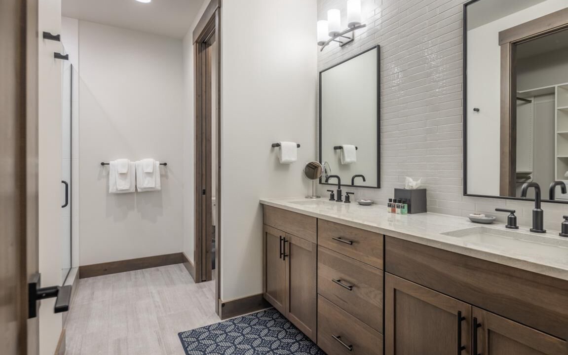 Photo of Bathroom in Roslyn