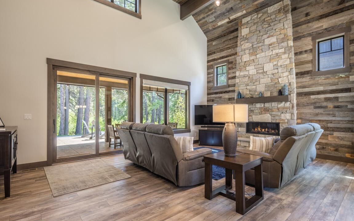 Photo of Livingroom in Roslyn