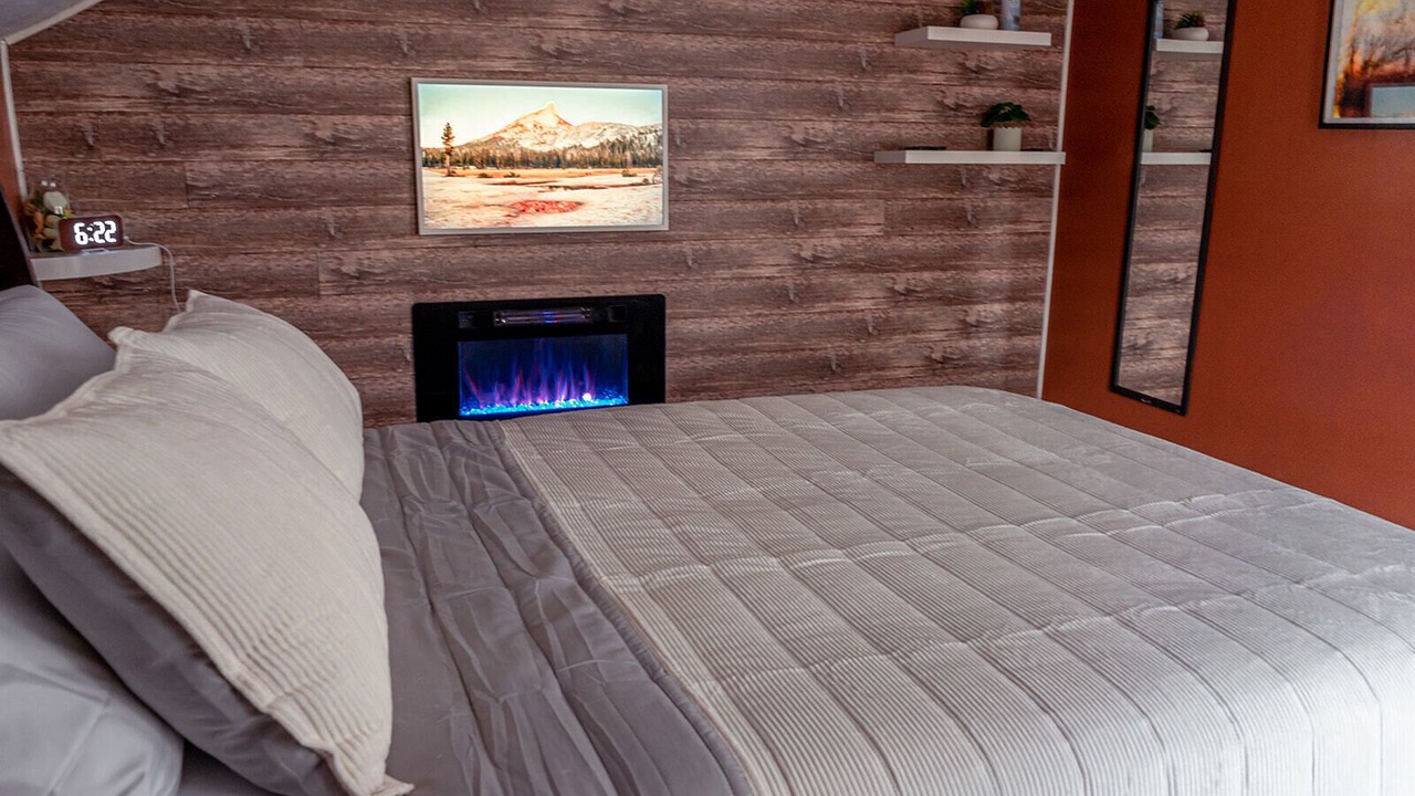 Photo of Bedroom in Downtown