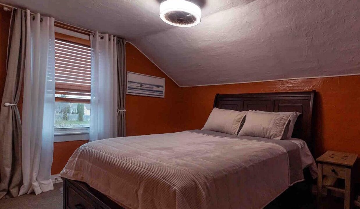 Photo of Bedroom in Downtown