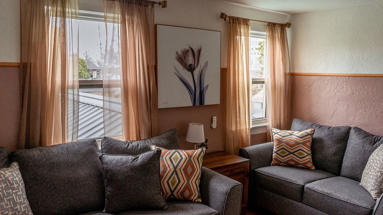 Photo of Livingroom in Downtown