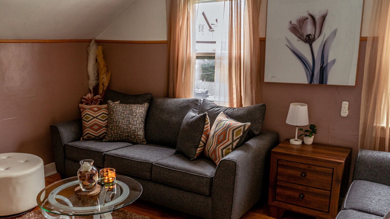 Photo of Livingroom in Downtown