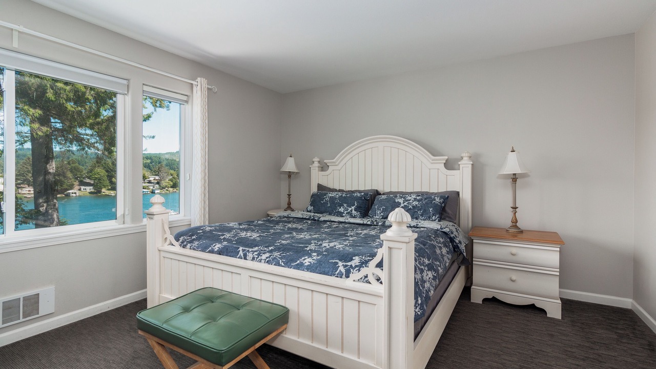 Photo of Bedroom in Otis