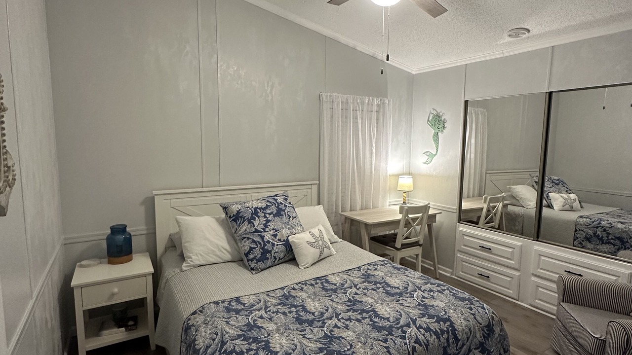 Photo of Bedroom in Assateague Pointe