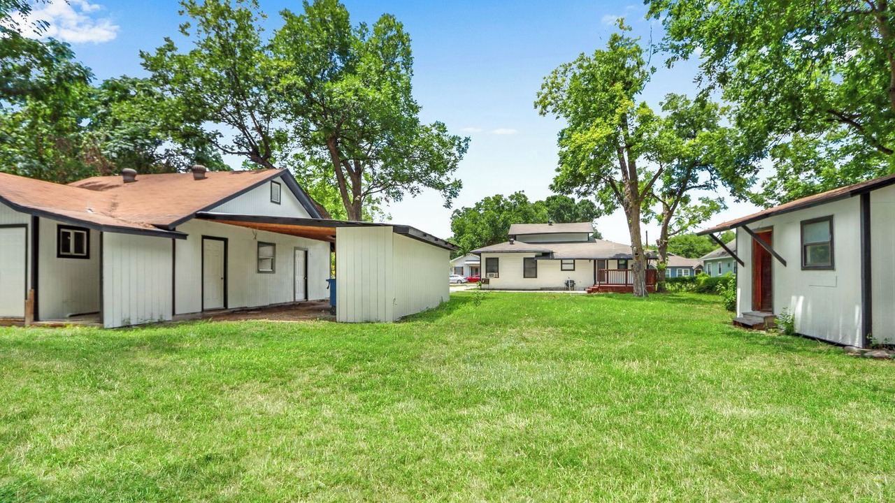 Photo of Outdoor in Harlandale