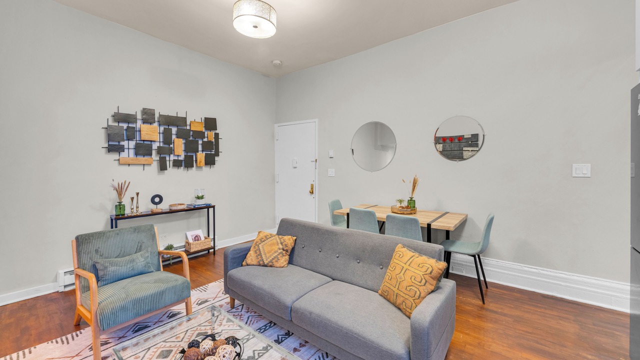 Photo of Livingroom in Rose Hill