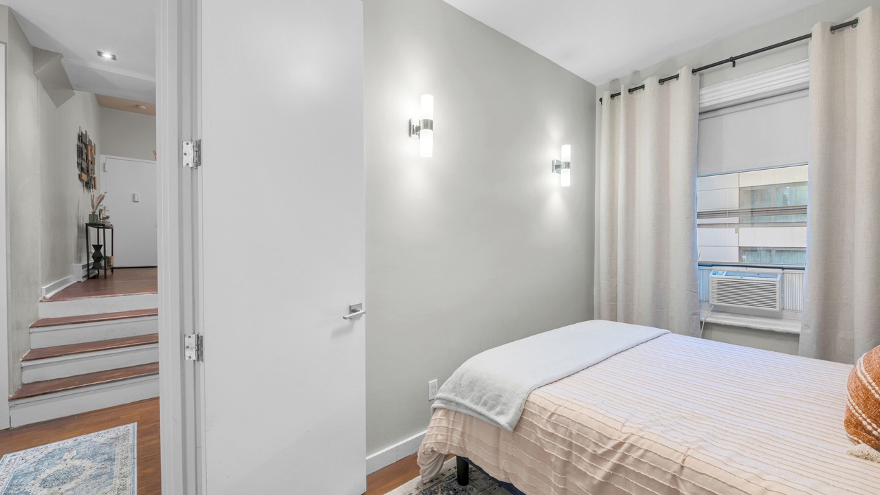 Photo of Bedroom in Rose Hill