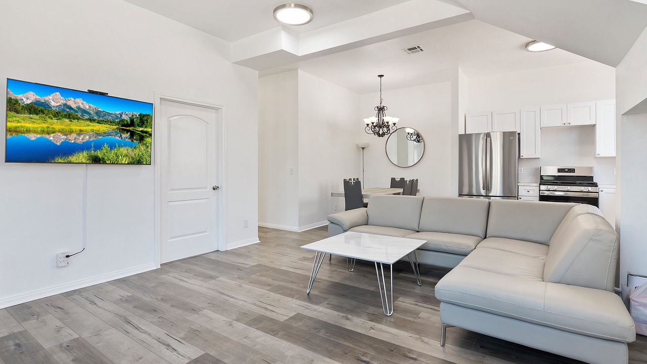 Photo of Livingroom in NoHo Arts District