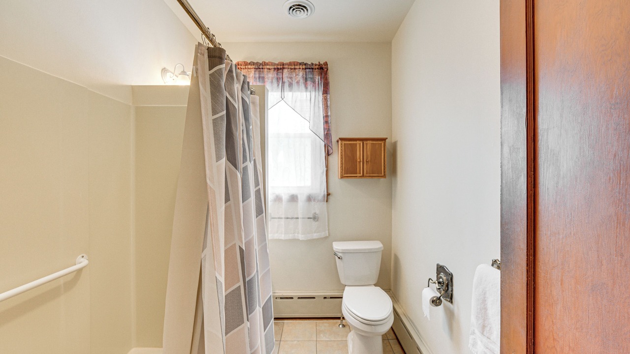 Photo of Bathroom in Annville
