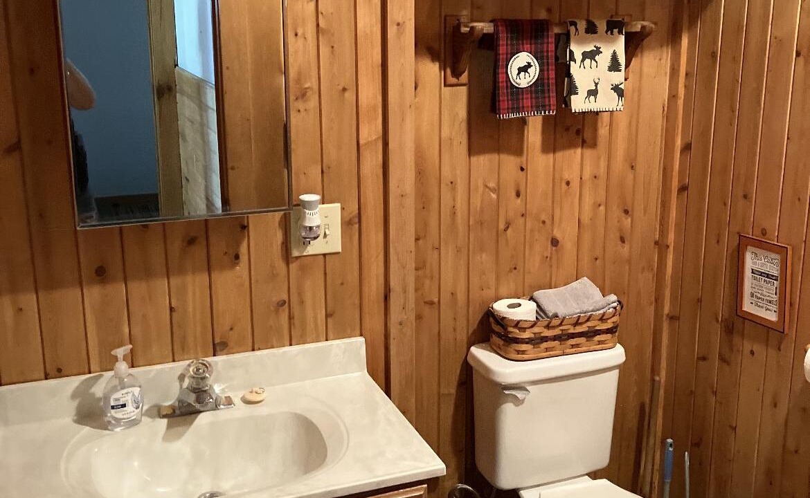 Photo of Bathroom in Manistique