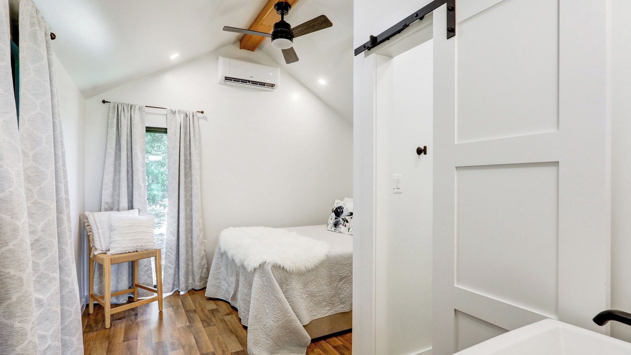 Photo of Bedroom in Kinzers