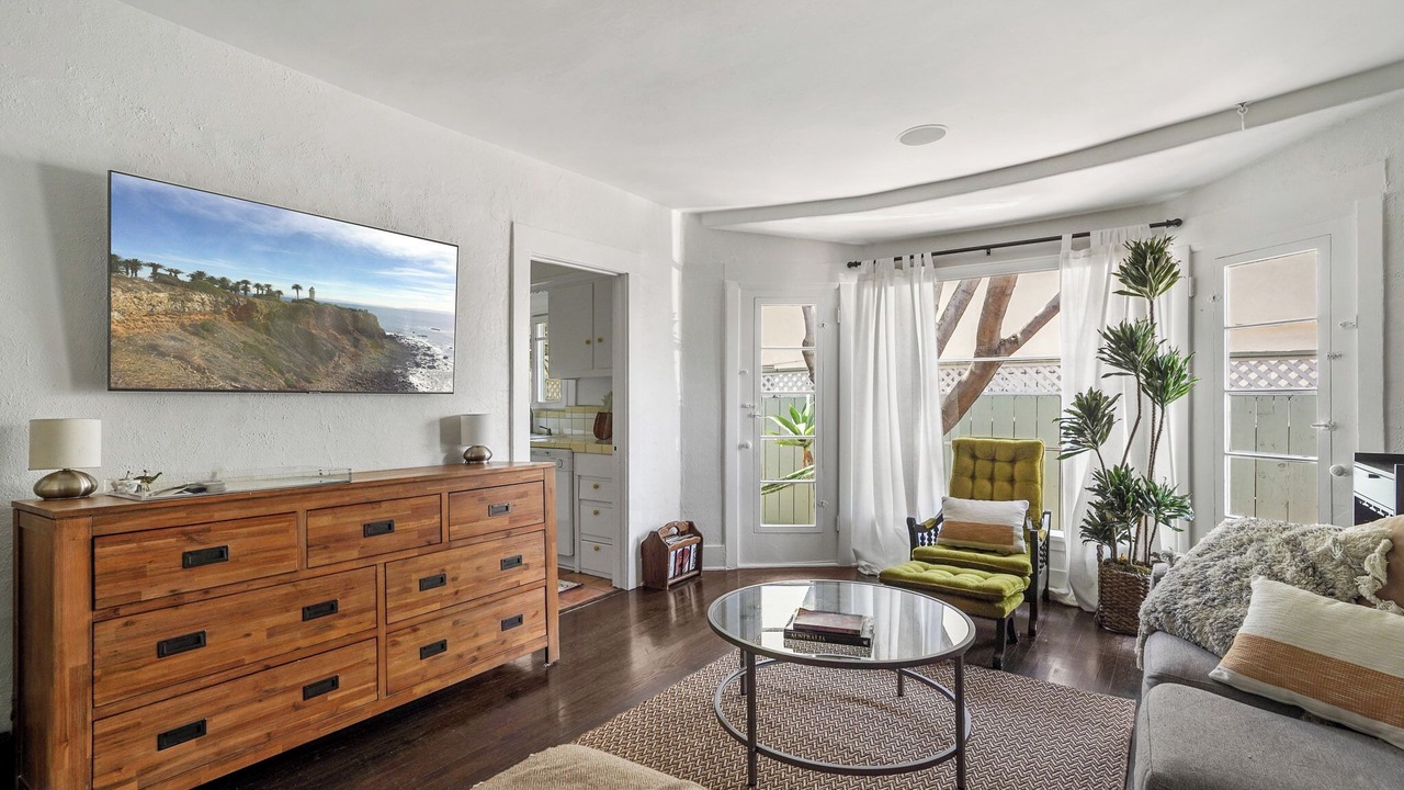Photo of Livingroom in Hollywood