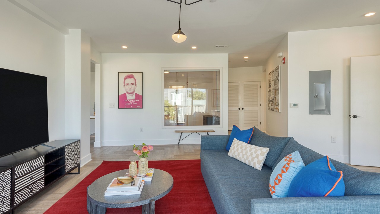 Photo of Livingroom in Historic Edgefield