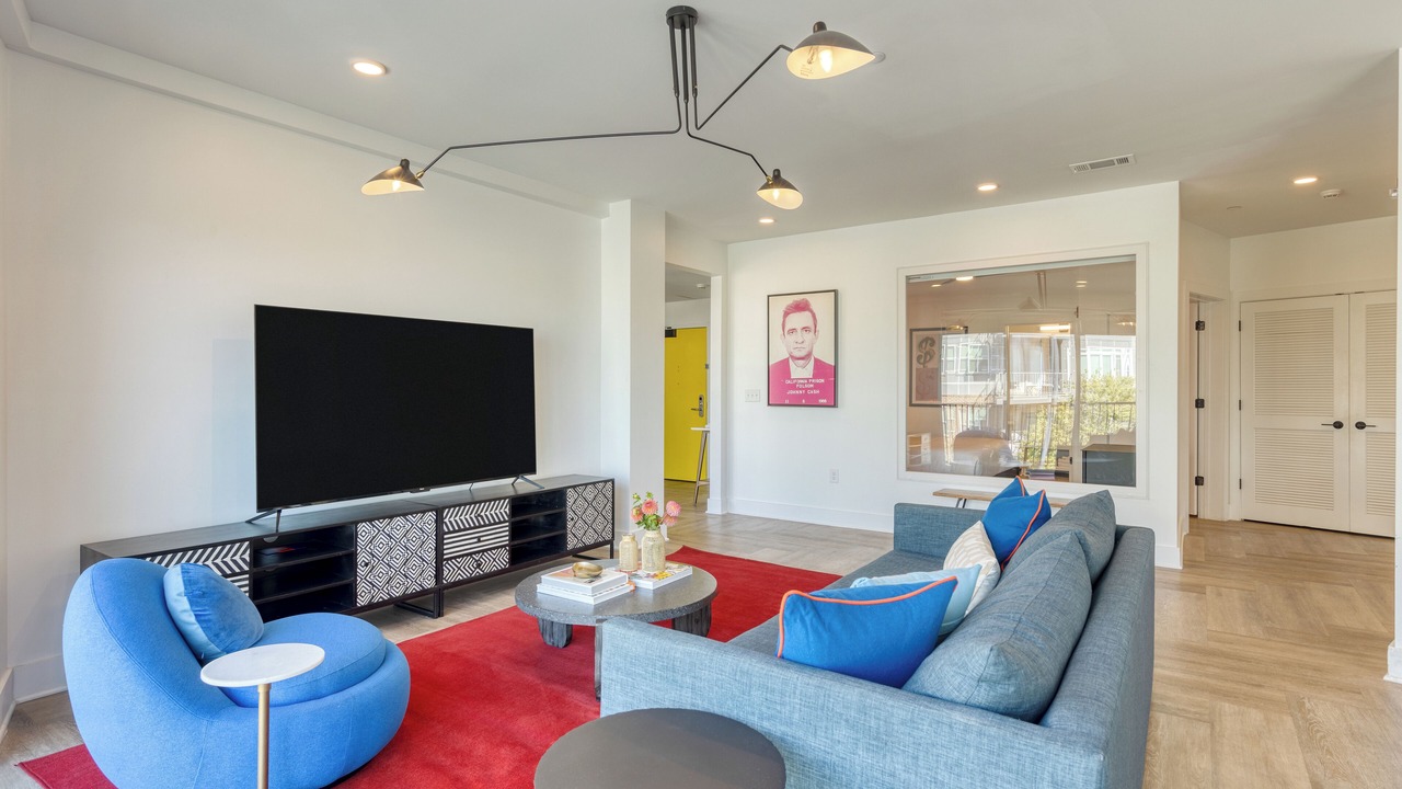 Photo of Livingroom in Historic Edgefield