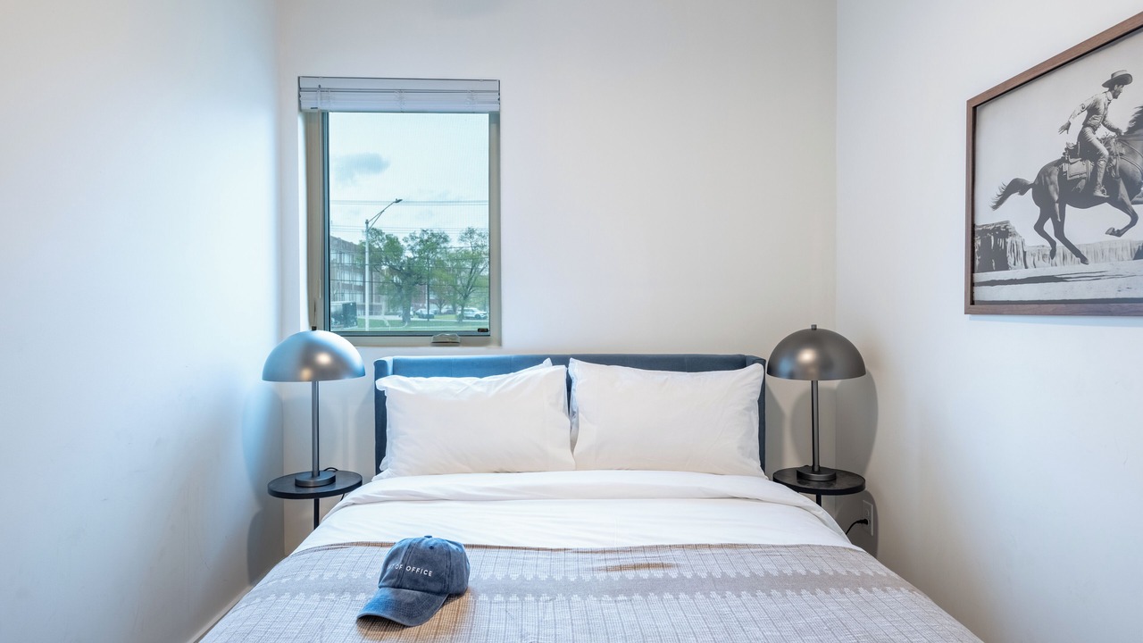 Photo of Bedroom in Five Points