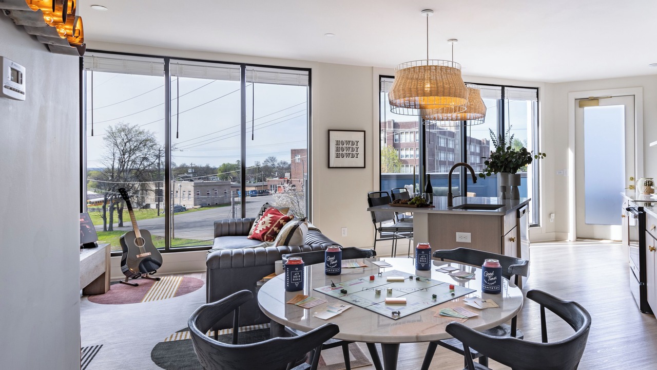 Photo of Livingroom in Five Points