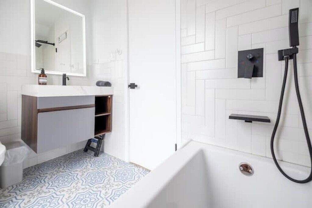 Photo of Bathroom in Stone Canyon