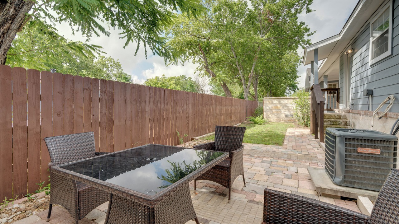 Photo of Outdoor in University Hills and Windsor Park