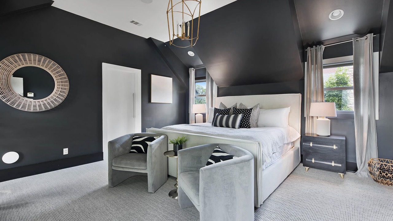 Photo of Bedroom in 12 South