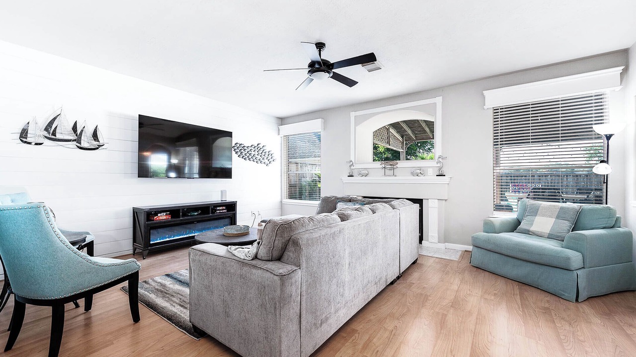 Photo of Livingroom in Pearland