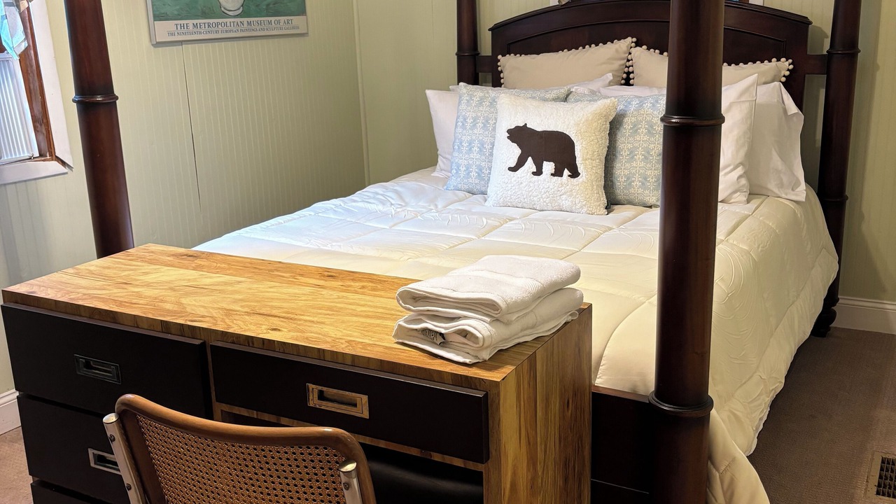 Photo of Bedroom in South Kortright