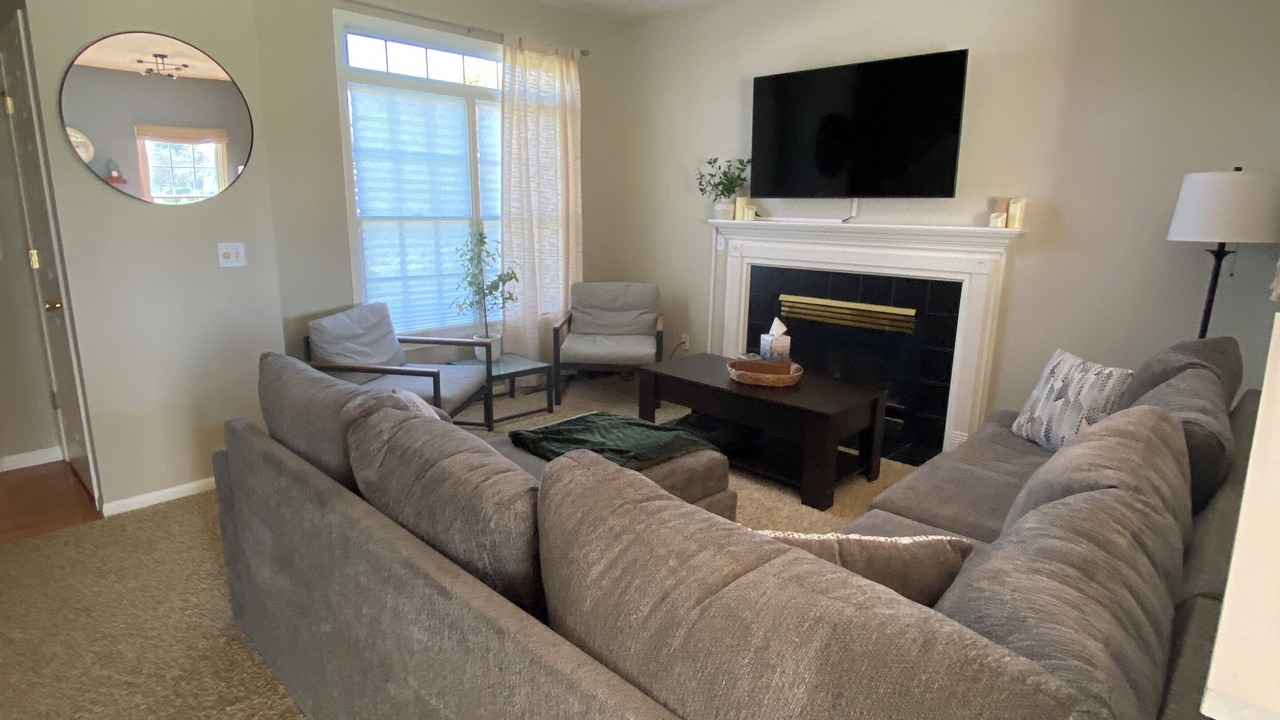 Photo of Livingroom in Granger