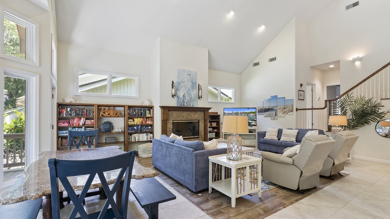 Photo of Livingroom in Lawton Woods