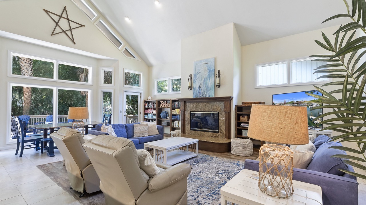 Photo of Livingroom in Lawton Woods