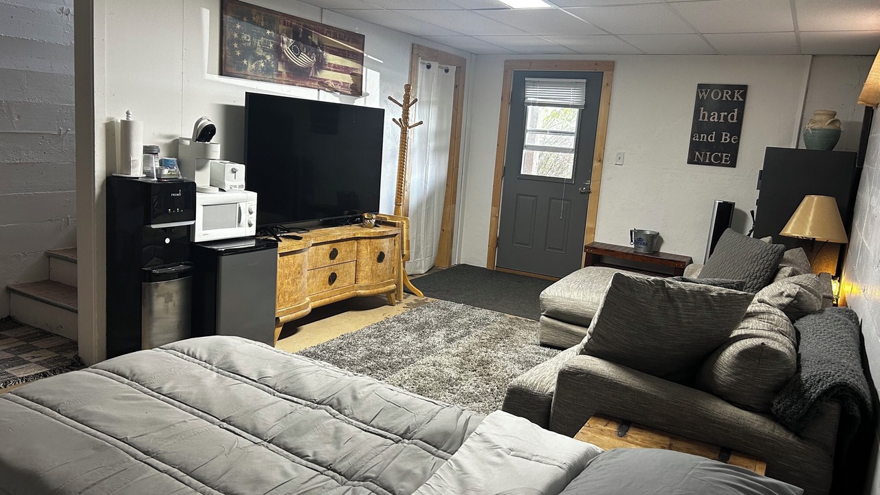 Photo of Bedroom in Meeker