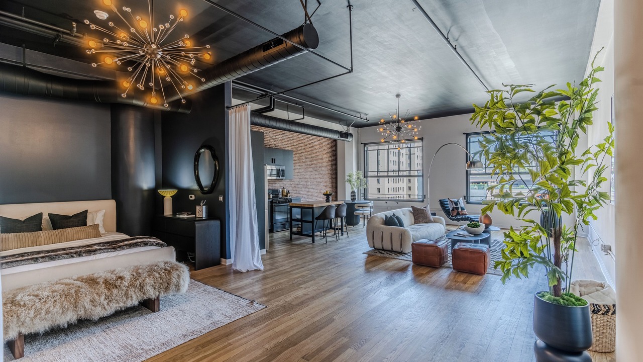 Photo of Bedroom in Hollywood