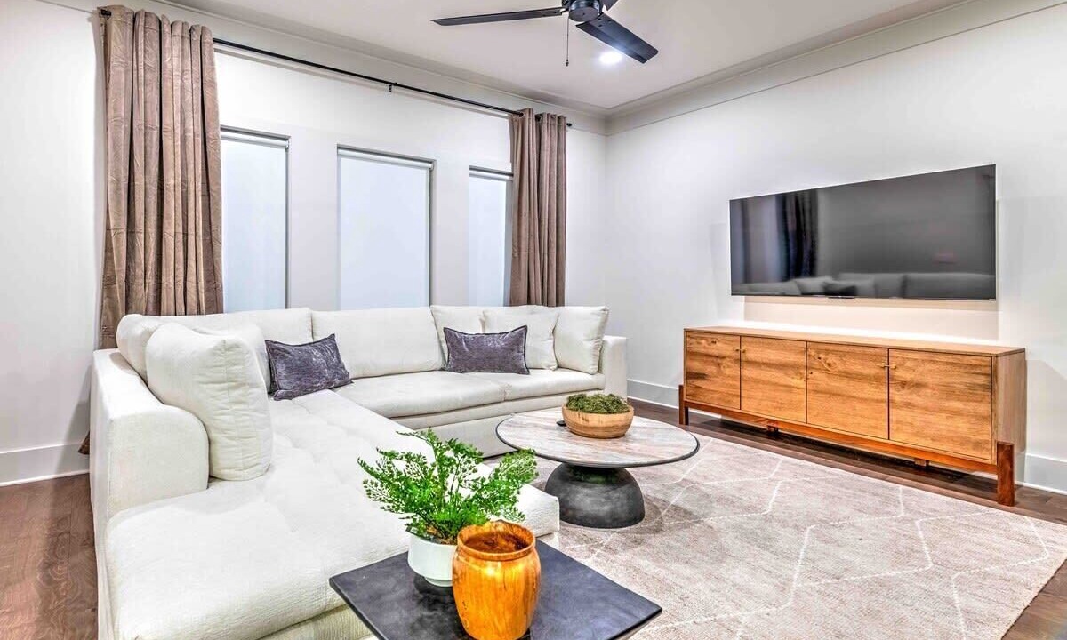 Photo of Livingroom in Eastwood
