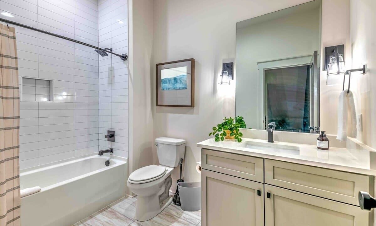 Photo of Bathroom in Eastwood