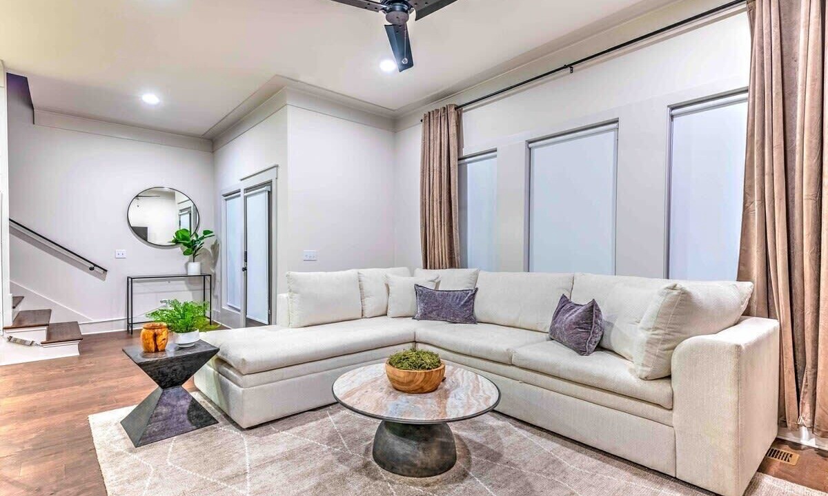 Photo of Livingroom in Eastwood