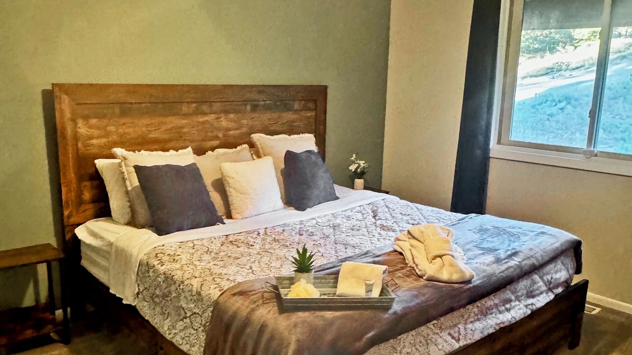 Photo of Bedroom in Grand Lake