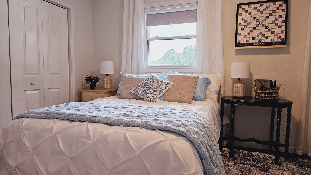 Photo of Bedroom in Crossville - Harriman