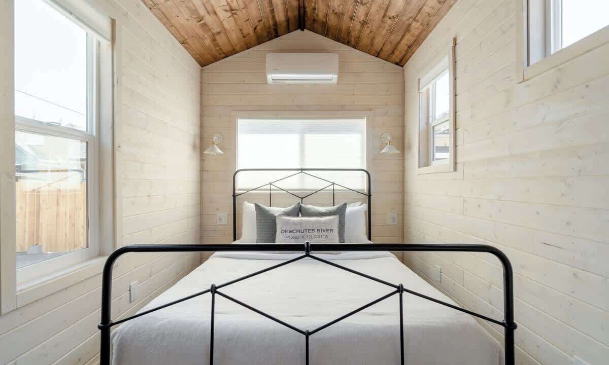 Photo of Bedroom in Alberta Arts District