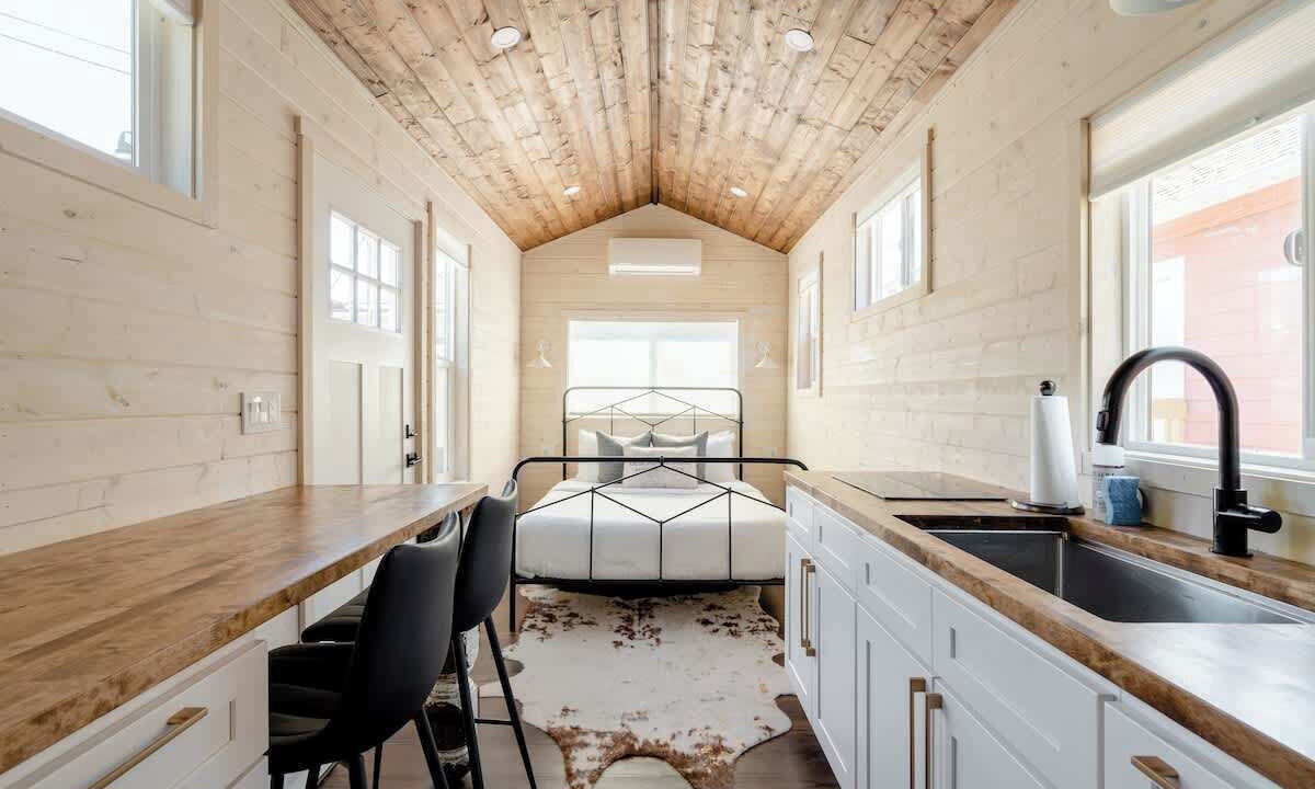 Photo of Bedroom in Alberta Arts District