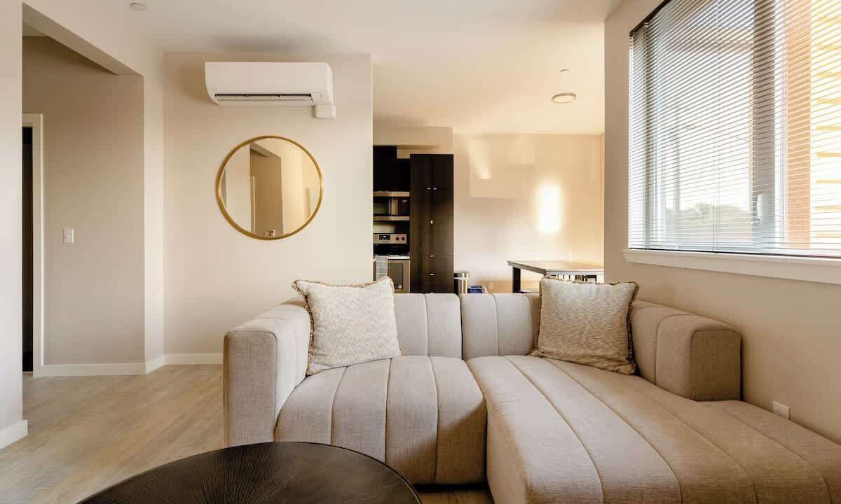 Photo of Livingroom in Hosford-Abernethy
