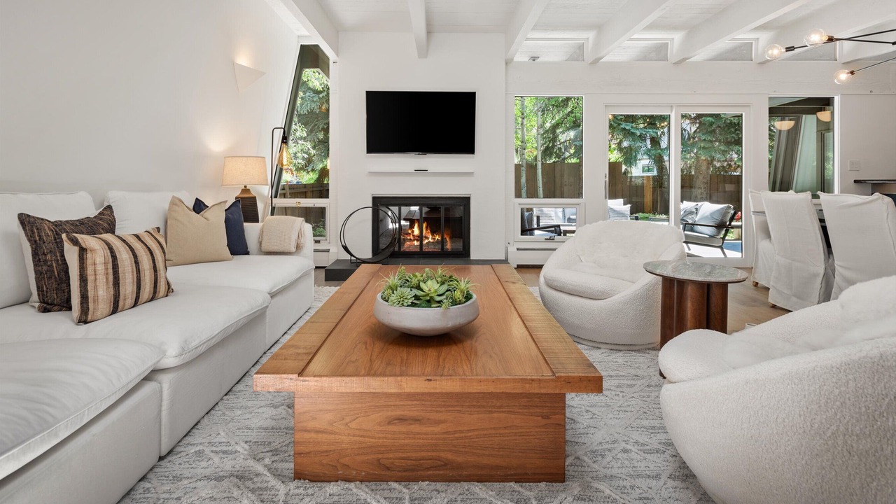 Photo of Livingroom in West End