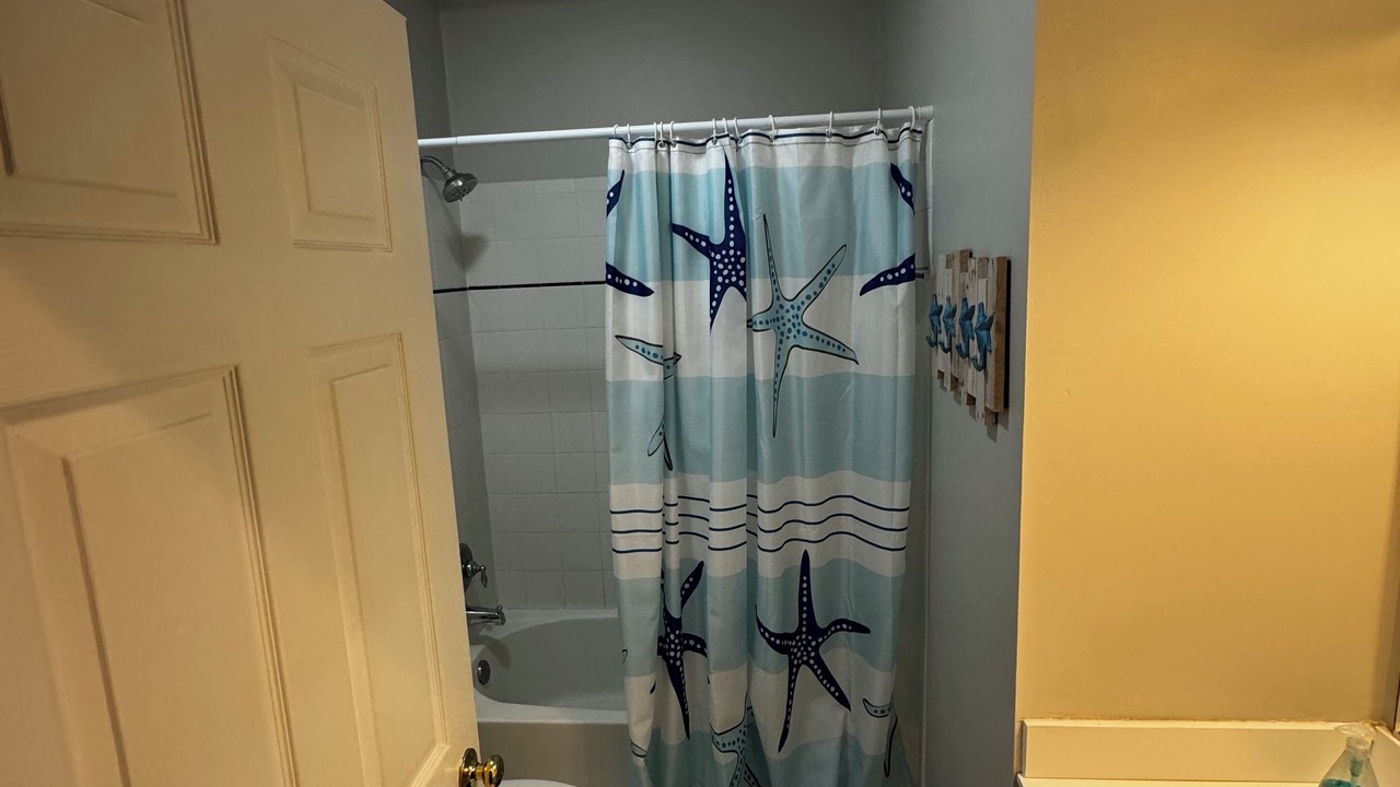 Photo of Bathroom in Sunset Island