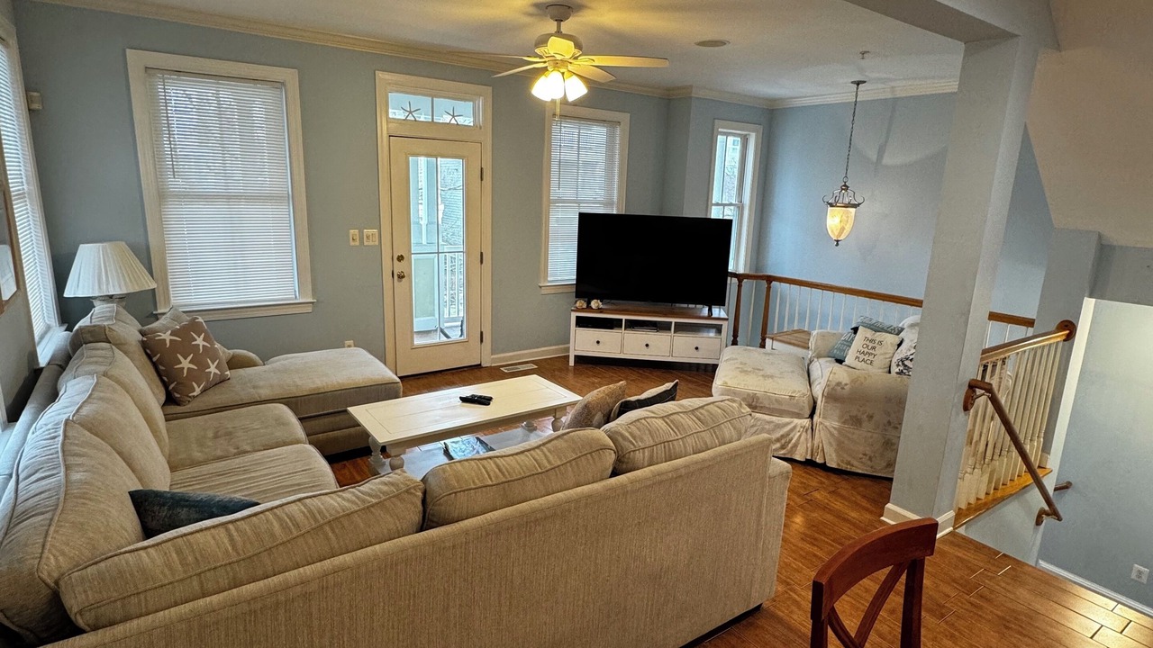 Photo of Livingroom in Sunset Island