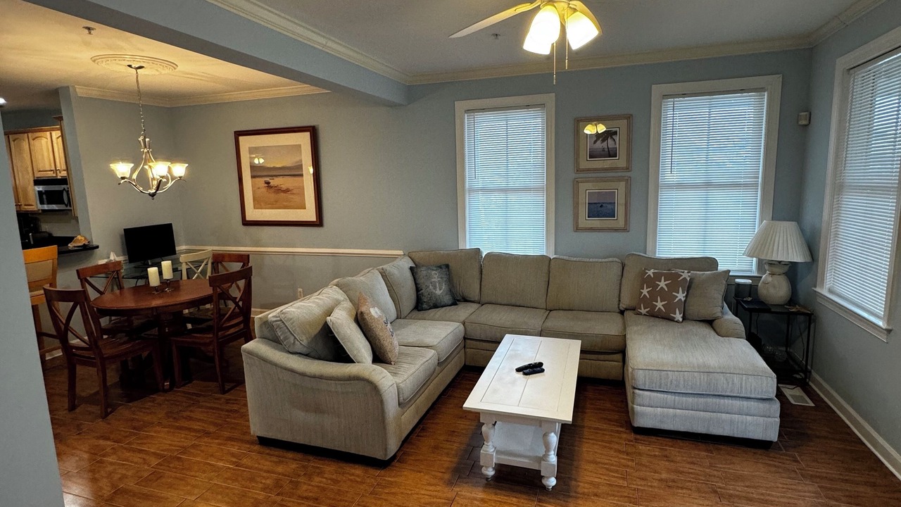 Photo of Livingroom in Sunset Island
