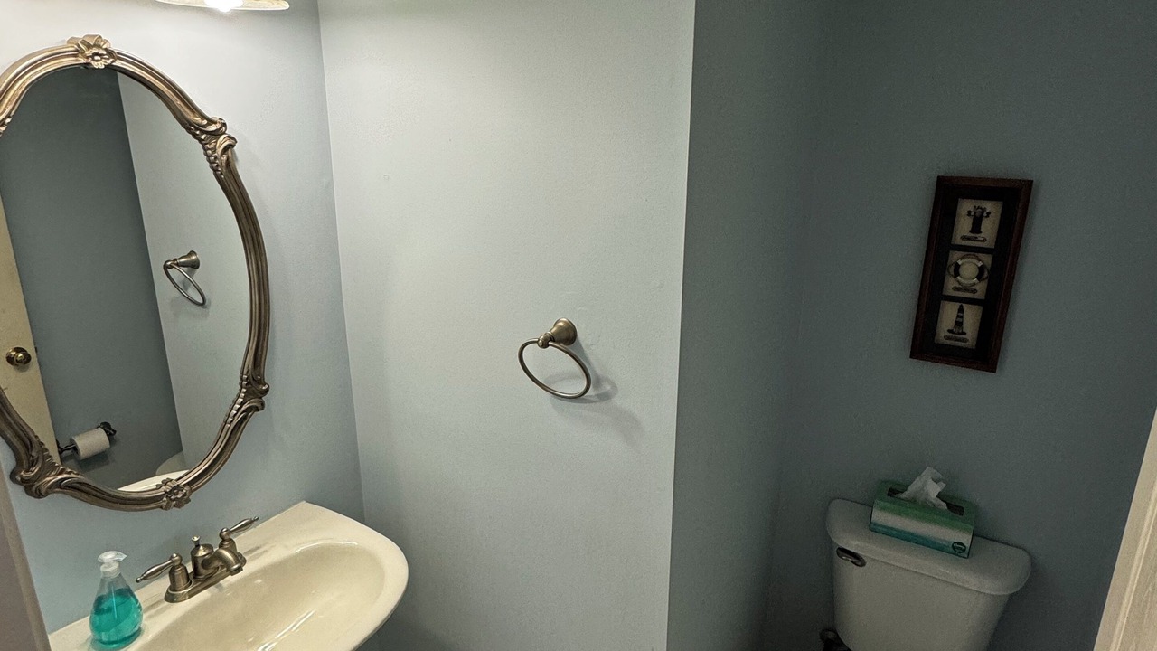 Photo of Bathroom in Sunset Island